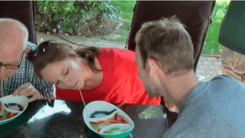 2019-pasta-bram-lieke-2.gif
